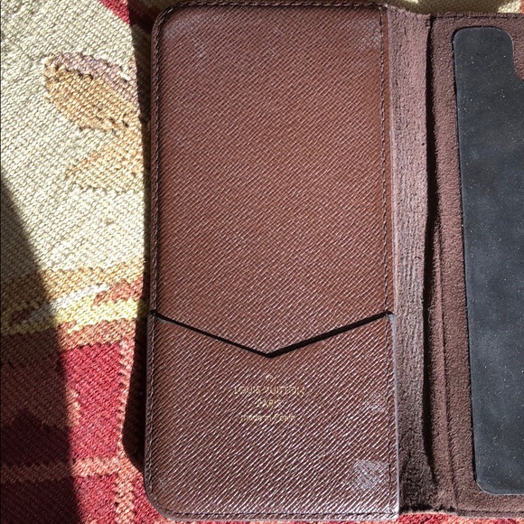 Louis Vuitton iPhone 7 Plus real - Picture 3 of 6